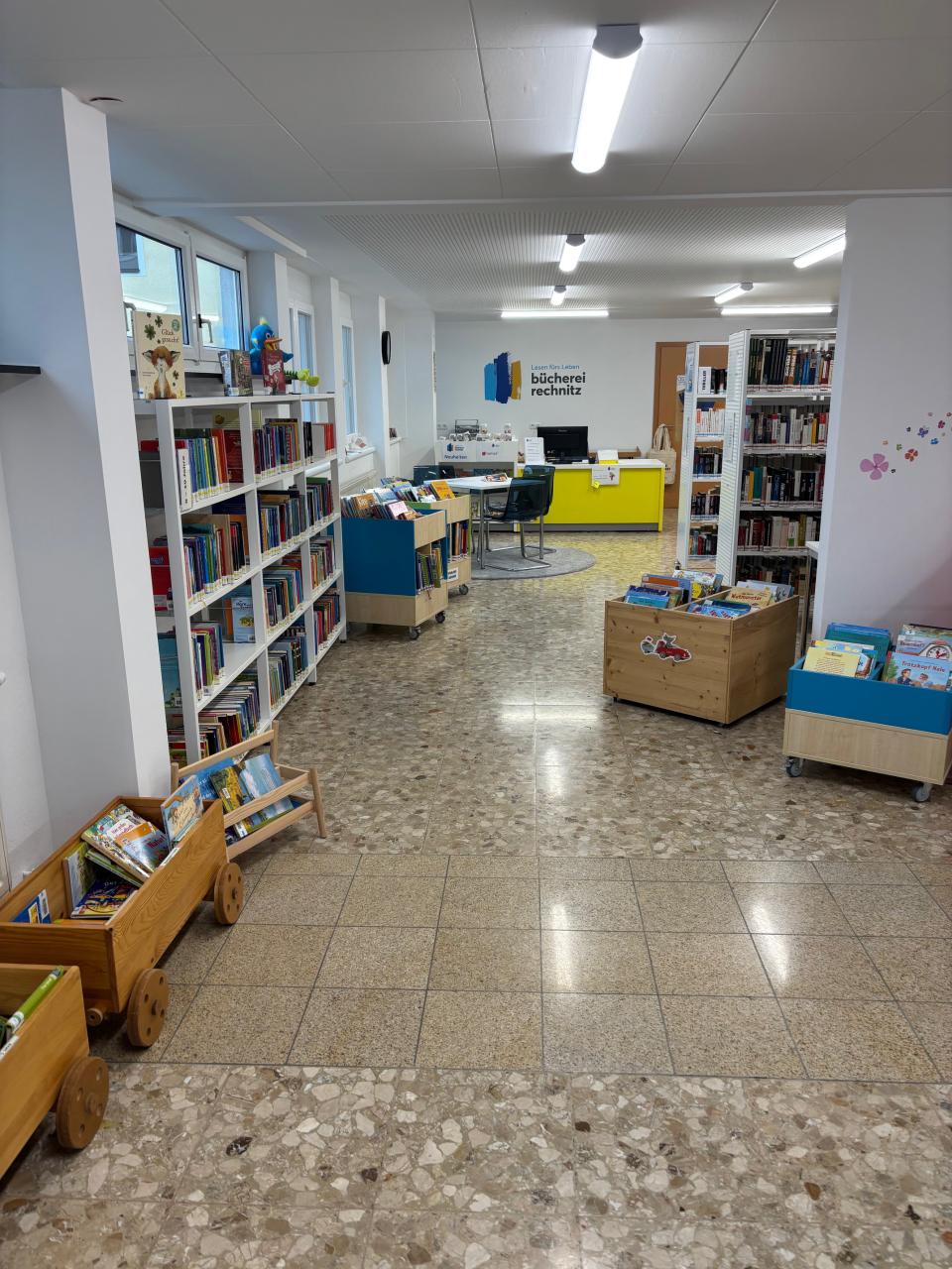 Bücherei Rechnitz innen